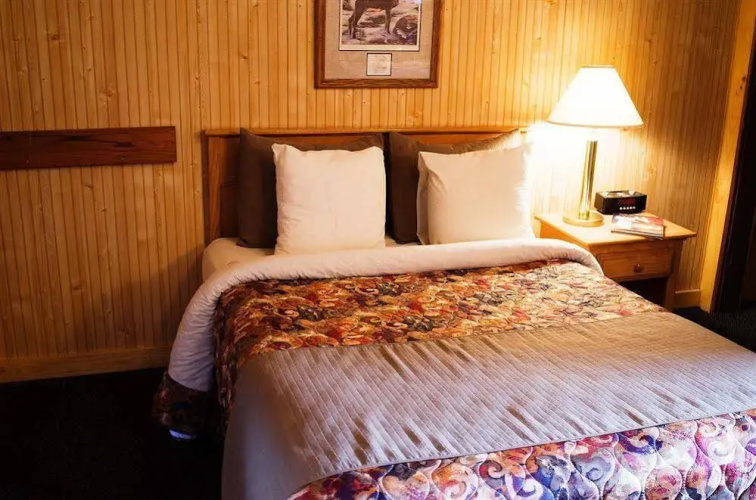 El Rancho Motel