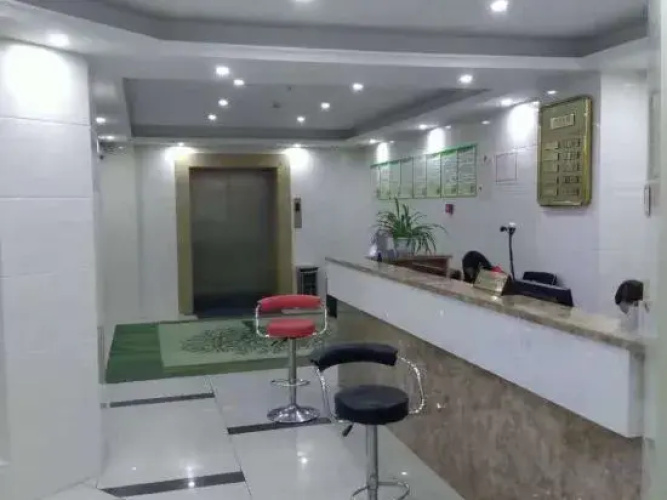 Pinghu Golden Bay Hotel