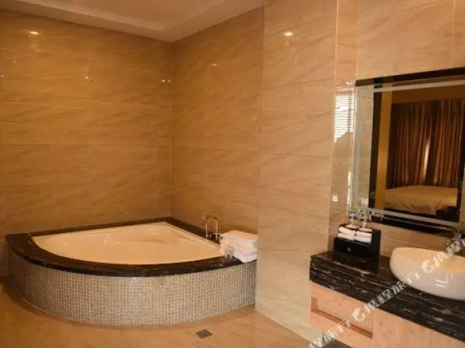 1 Bedroom Deluxe Double Suite