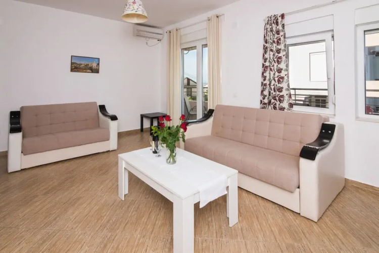 Minna Apartments