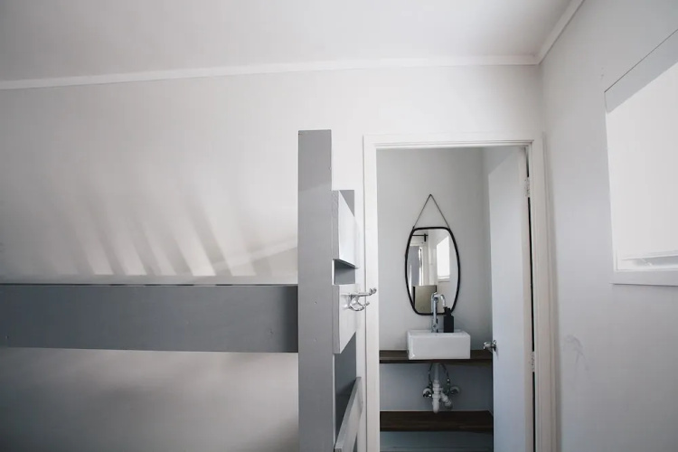 Hugo & Carter's Backpackers & Motel