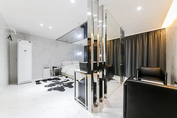 Luxury room