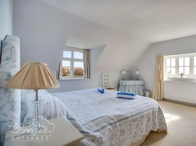 Pitt Cottage