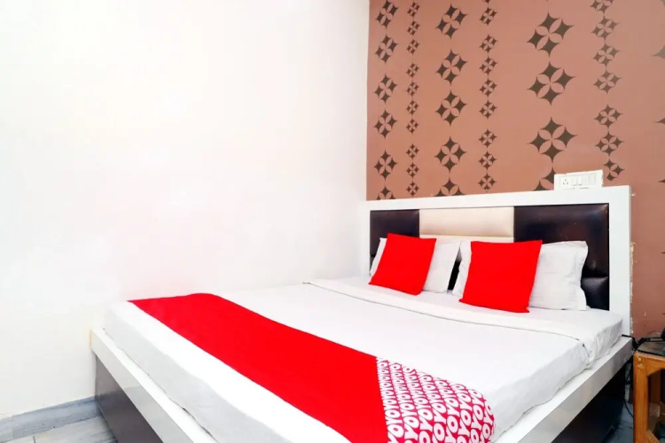 Oyo 40853 Hotel Classic