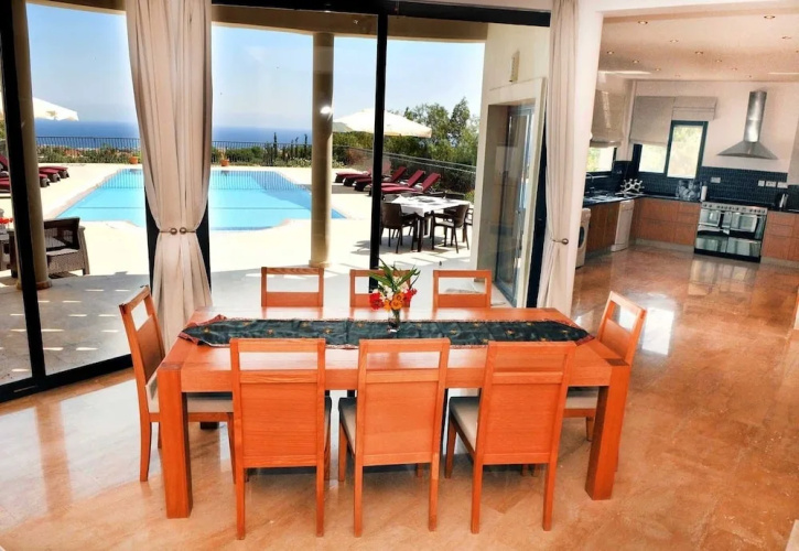 Villa Amelia by Amy Villas