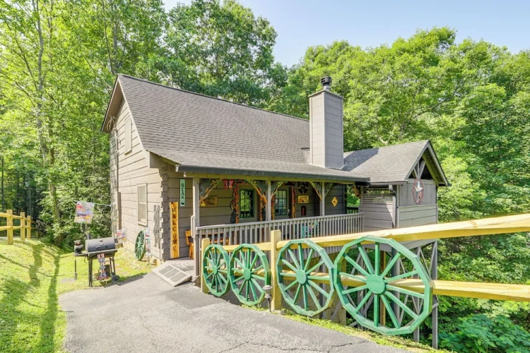2 Bedrooms Cottage