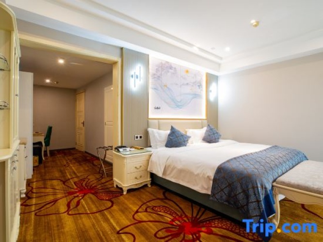 Superior Double Suite