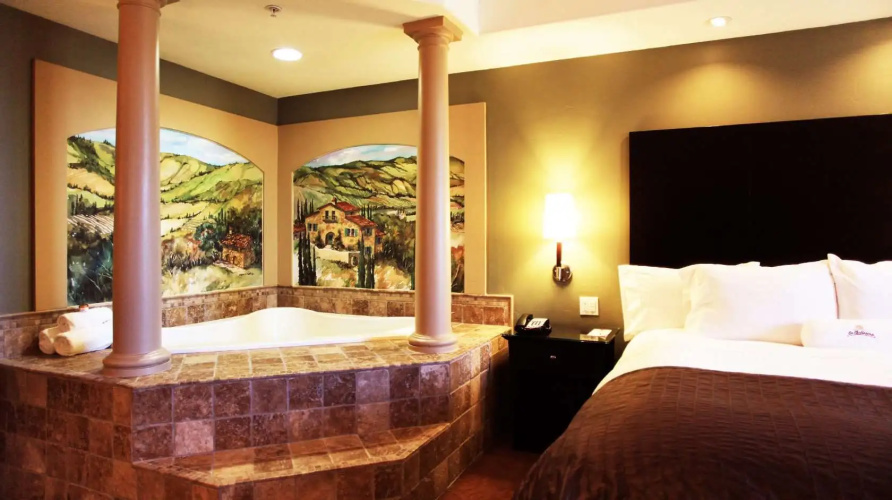 Bellasera Hotel & Suites Paso Robles, Tapestry by Hilton