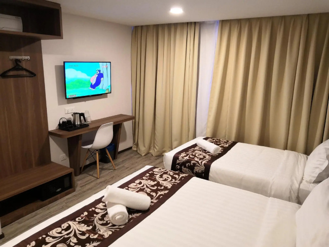 Hotel LoLex Kuchai Lama