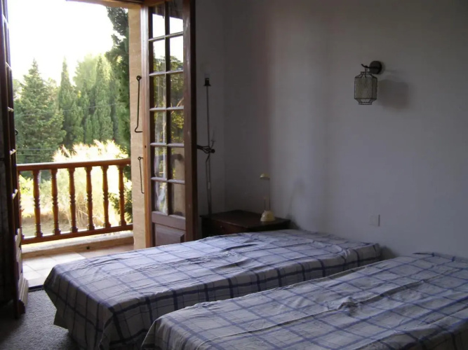 Maison provençale chaleureuse avec piscine