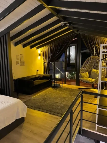 Business Bungalow