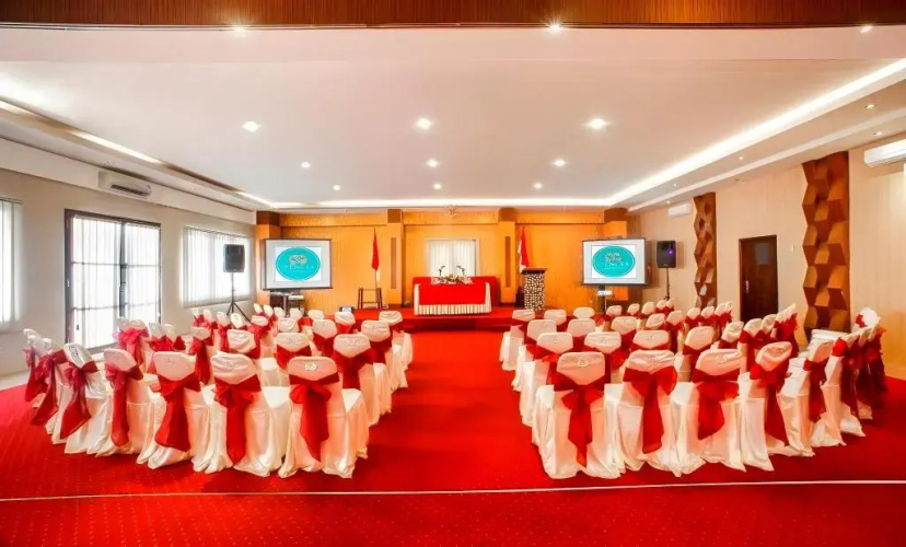 Spencer Green Hotel