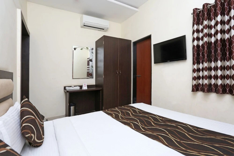 OYO 6359 Hotel Mezbaan Regency