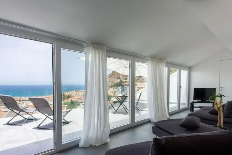 Una Terrazza Vista Mare su Cefal