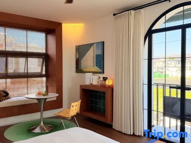 Standard Double room with balcony and with sunrise view