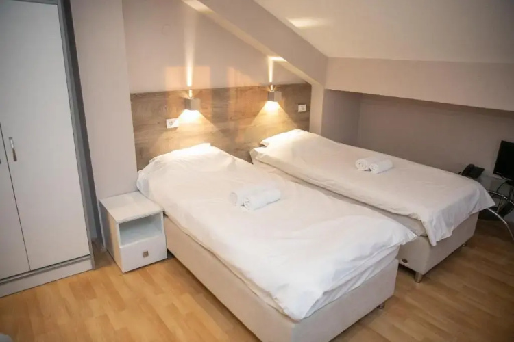 Hotel Dijana