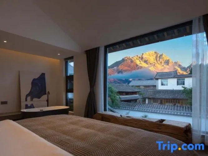 Double Family Duplex Suite