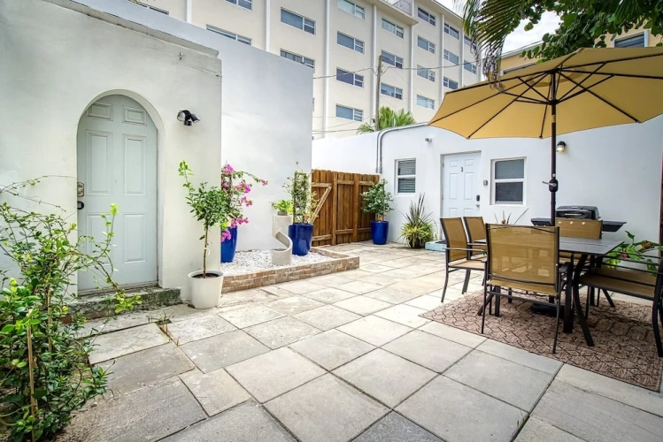 Standard Apartment