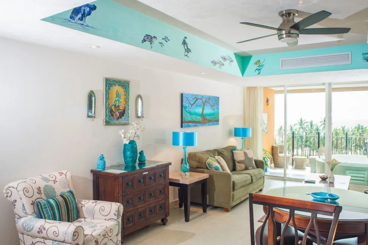 Grand Venetian Condominium