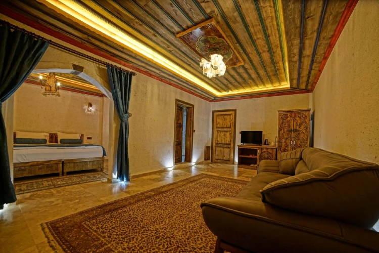 Deluxe Suite