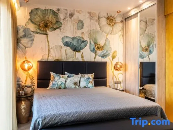 1 Bedroom Deluxe Suite