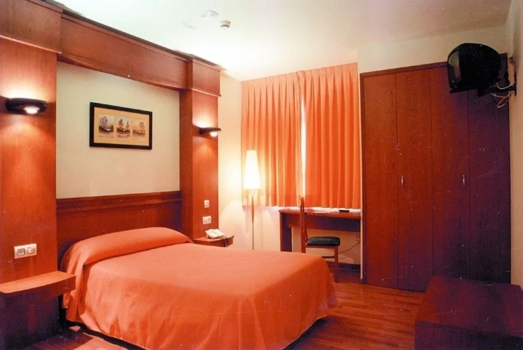 Standard Double room with view