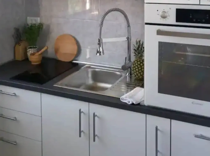 1 Bedroom Apartment with balcony