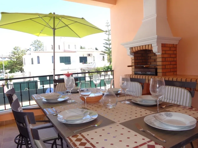 4 Bedrooms Villa with pool view