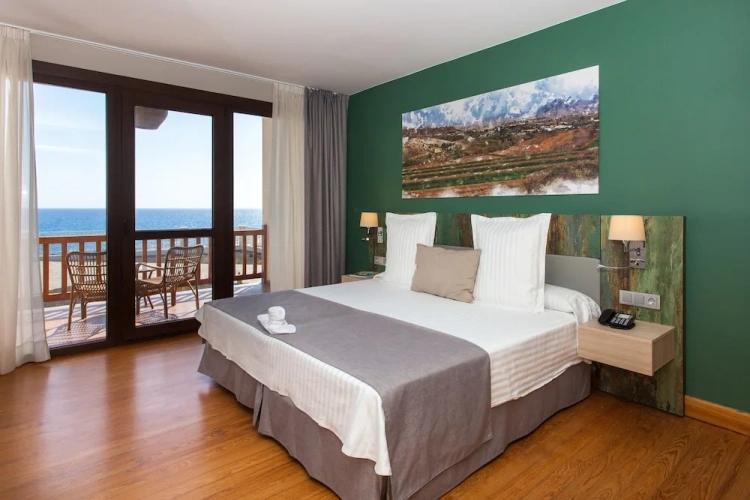 Double room with sea view