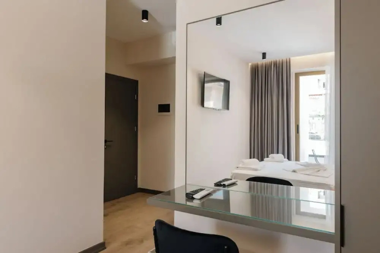 Elif Hotel
