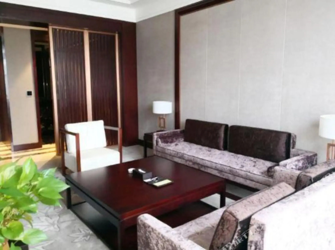 Rongyuan Hotel