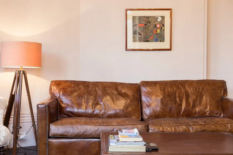 1 Bedroom Flat In Soho