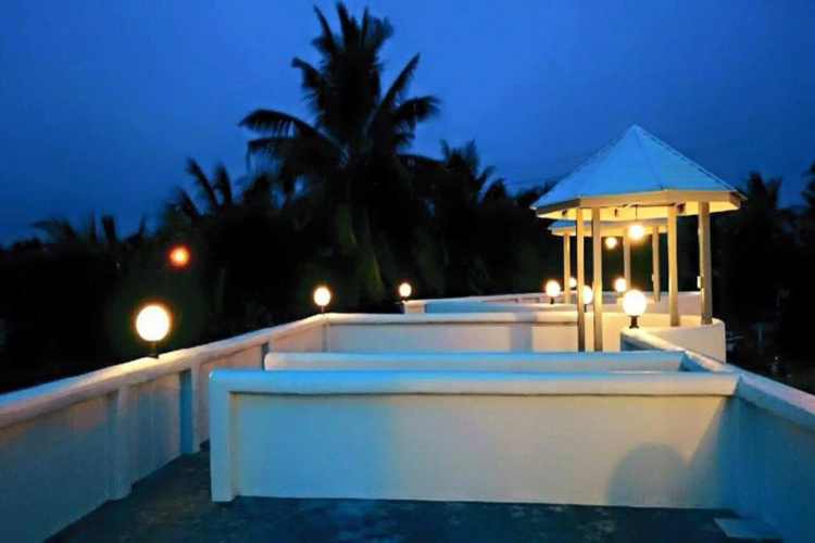 The Balcony at Chao Samran