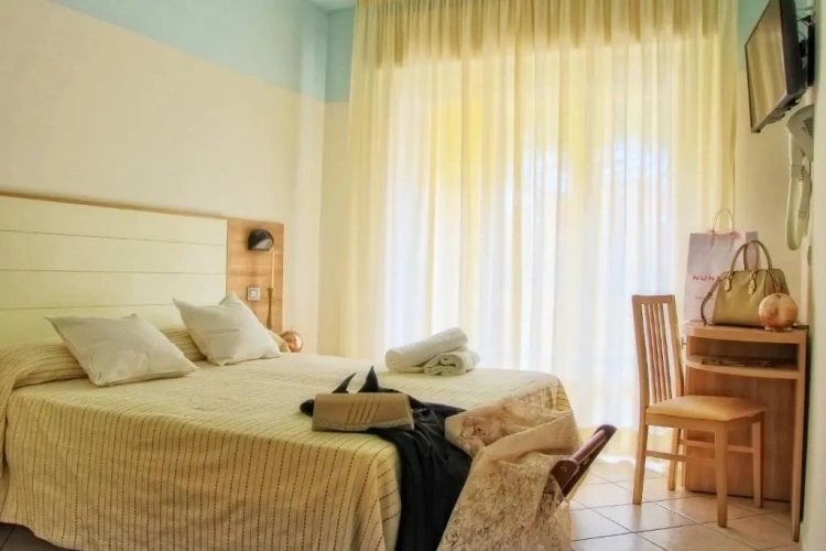 Standard Triple room with balcony