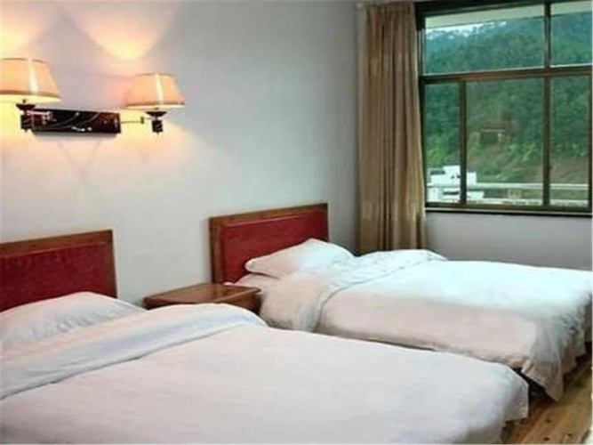 Qinghua Shilixiang Inn