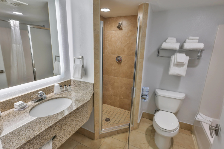 Wyndham Garden Fort Walton Beach Destin photo 11