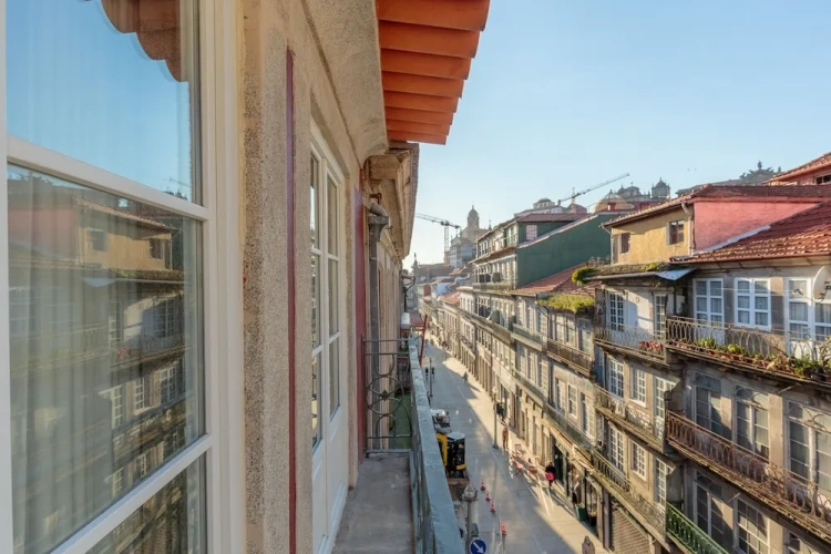 1 Bedroom Apartment with balcony