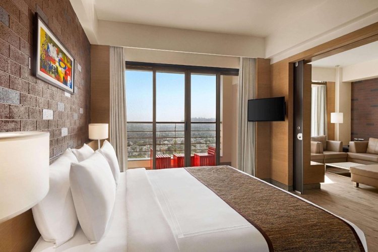 Executive Suite with balcony and with view
