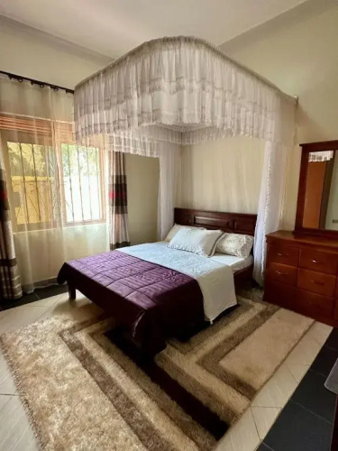 Makanga Hill Suites