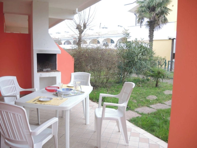 1 Bedroom Apartment with garden view