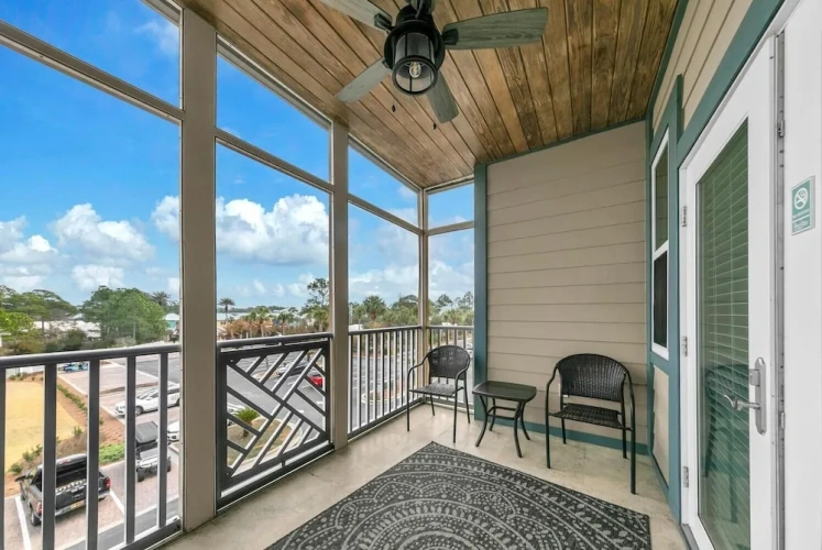Standard room with balcony