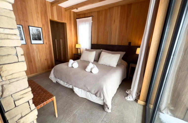 El Refugio Ski & Summer Lodge