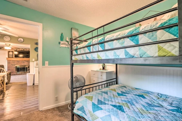 3 Bedrooms Cottage