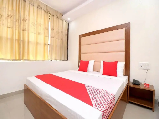 Hotel Fb By OYO Rooms
