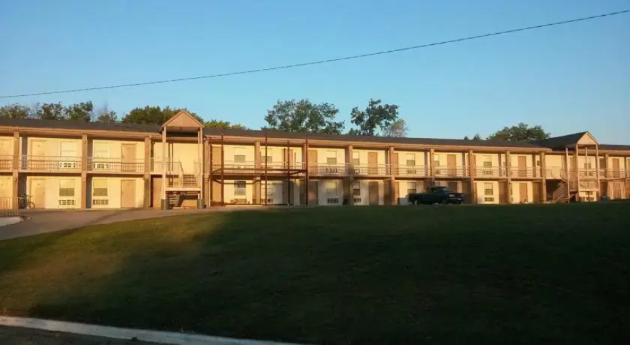 Economy Inn
