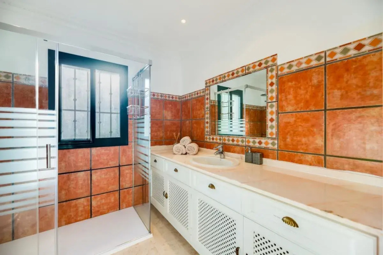 All About Casa Roca