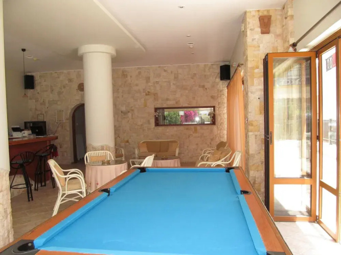 Arkadi Apartments
