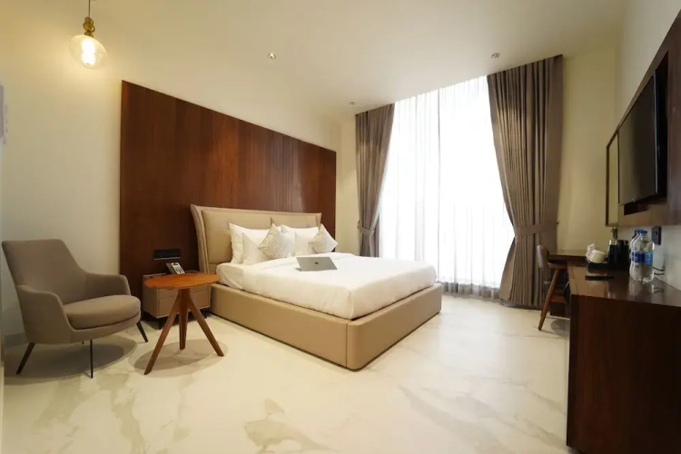 Hotel Millennium