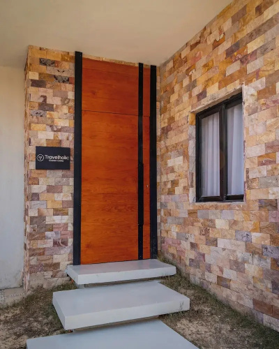 Travelholic Residence Golden Gates