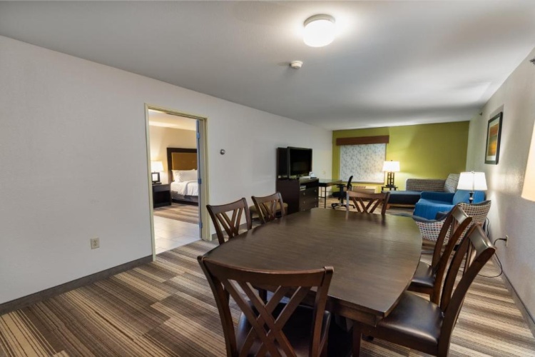 1 Bedroom Double Suite